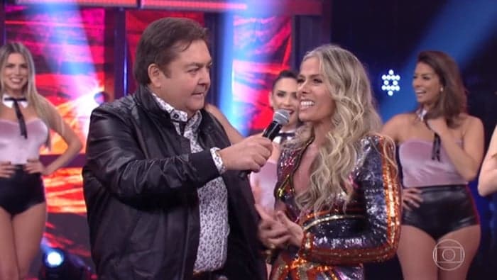 Adriane Galisteu revela se recebeu convite pessoal do Faustão para a "Dança dos Famosos"