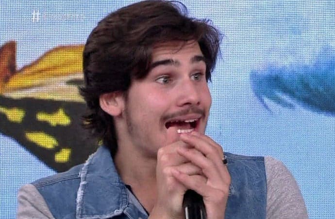 Nicolas Prattes revela a sua relação com os 'nudes' e comenta próxima novela na Globo