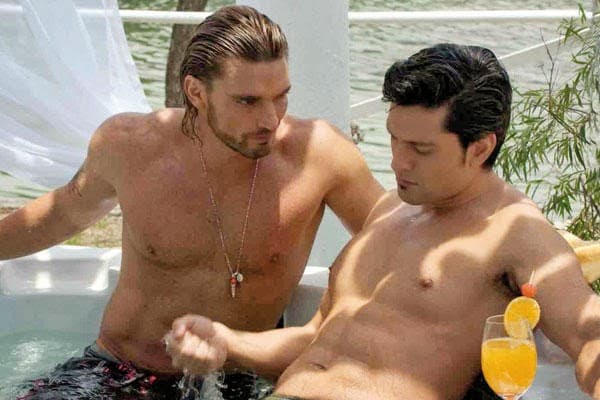 SBT anuncia reprise de novela envolvendo casal gay polêmico