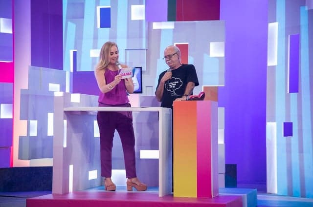 Angélica grava o "Vídeo Game" com o ator Tonico Pereira; saiba quando estreia o programa