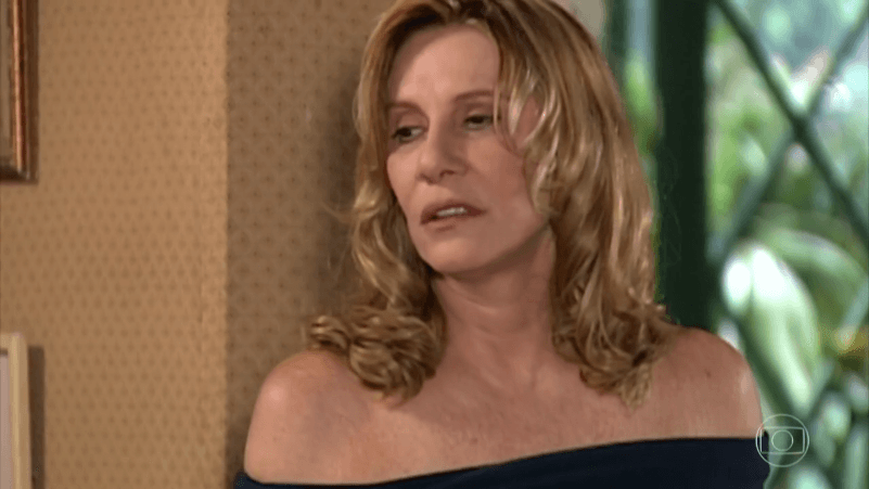 Nazaré Tedesco (Renata Sorrah) em cena de "Senhora do Destino" (Foto: Reprodução/Globo) Nazaré Tedesco (Renata Sorrah) em cena de "Senhora do Destino" (Foto: Reprodução/Globo)