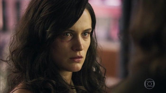 O Outro Lado do Paraíso: Sophia arma contra Clara e conta com ajuda de Samuel