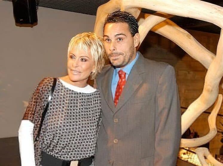 Ana Maria Braga se livra do ex e cobre nome com uma nova tatuagem