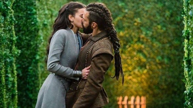 Bruna Marquezine entrega detalhes de sua próxima personagem; saiba mais