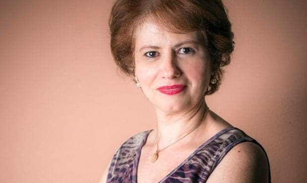 No ar em novela das 9, Narjara Turetta afirma: "Me enchem o saco com essa coisa da água de coco"