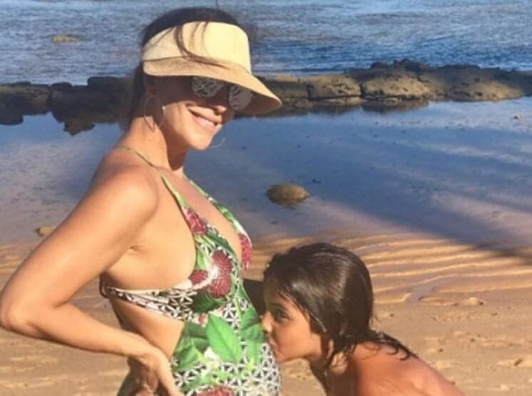 Grávida de 5 meses, Ivete confessa que ainda não sabe nome das gêmeas