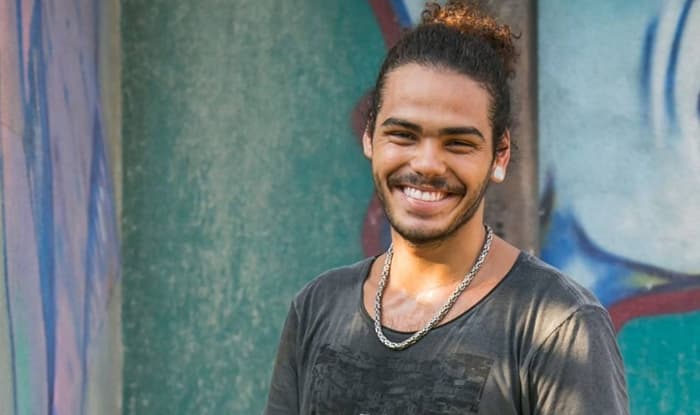 Minissérie da Globo terá jogador vítima de racismo e que sonha ser o novo Pelé