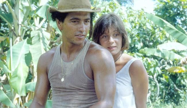 Em atitude desesperada, Globo já precisou reprisar último capítulo de novela no domingo