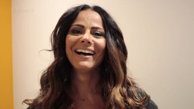 Viviane Araújo posa em Miami e fãs comentam: "A cara da riqueza"