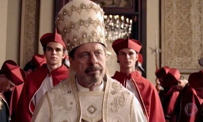 Record usa novela para atacar Igreja Católica e altera textos da autora
