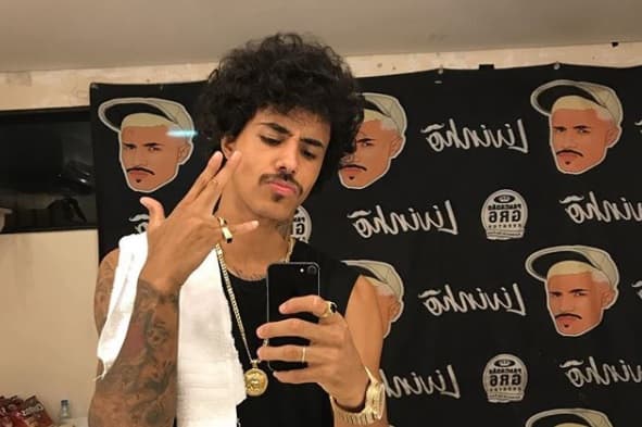 MC Livinho se recusa a cantar em show