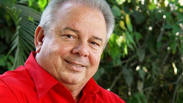 Viúva de Luciano do Valle revela dificuldades financeiras e faz desabafo
