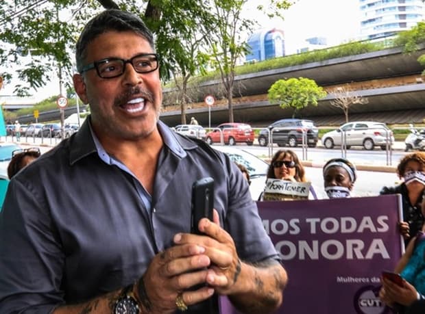 Alexandre Frota quer que Marcos Harter seja o vencedor de A Fazenda