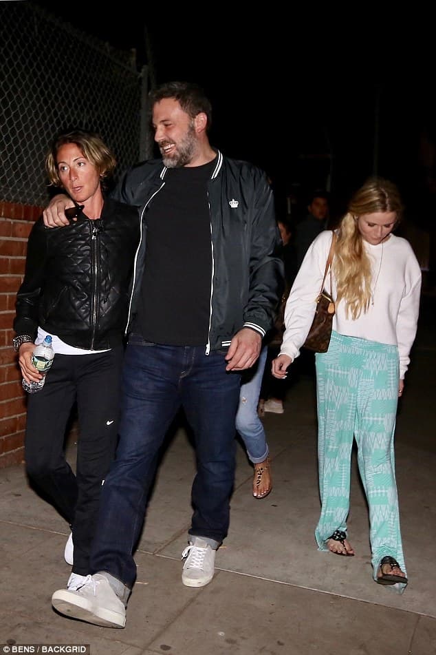 Ben Affleck, o “Batman”, é flagrado bêbado em clínica de reabilitação