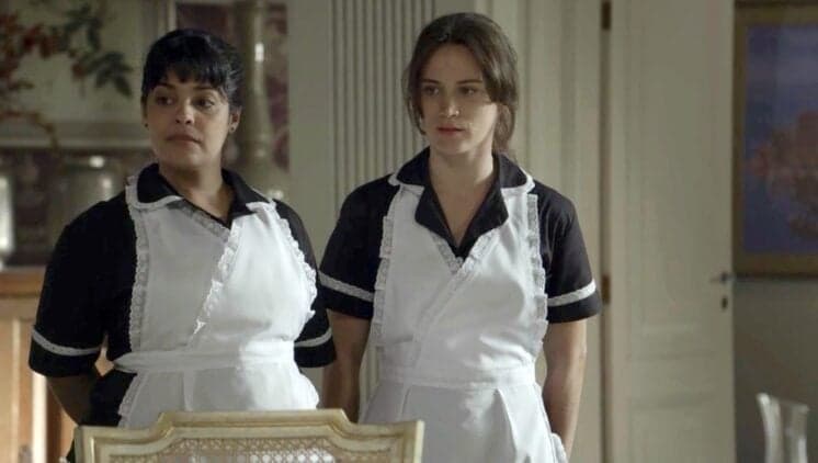 Após virar empregada, Clara sofre maus tratos da neta de Beatriz em O Outro Lado do Paraíso