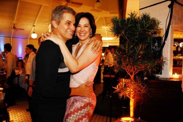 Celebridade faz Edson Celulari e Claudia Raia aparecerem juntos e público delira