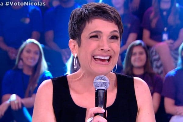 Ao vivo, Sandra Annenberg revela a sua idade e deixa muita gente surpresa