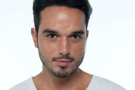 Aos 34 anos, ator Léo Rosa se trata contra câncer