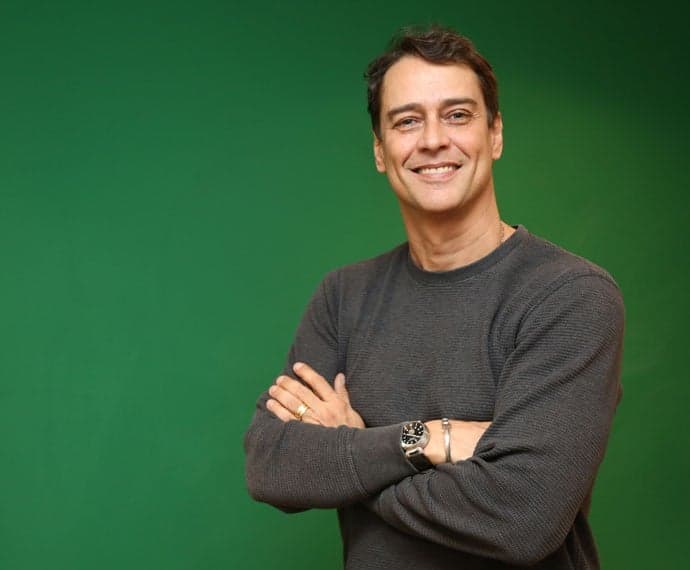 Marcello Antony interpreta Jesus em novela portuguesa Valor da Vida