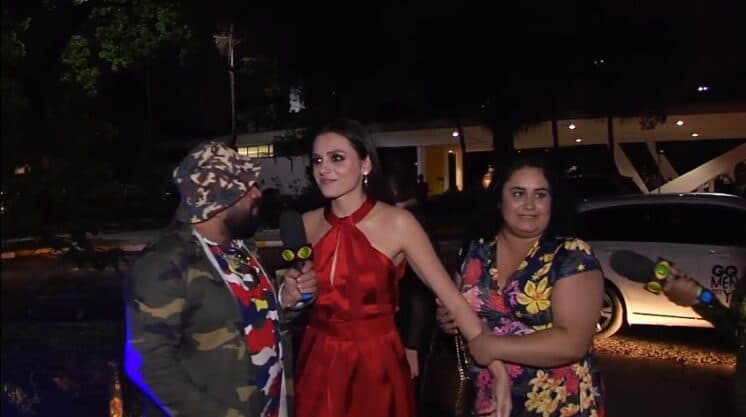 Mônica Iozzi mostra desconforto e ignora o programa Pânico na Band