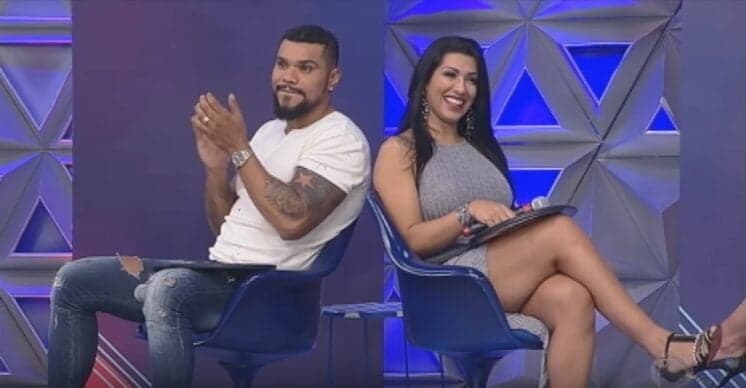 Novo homem? Naldo presenteia Moranguinho com flores e anel de brilhantes