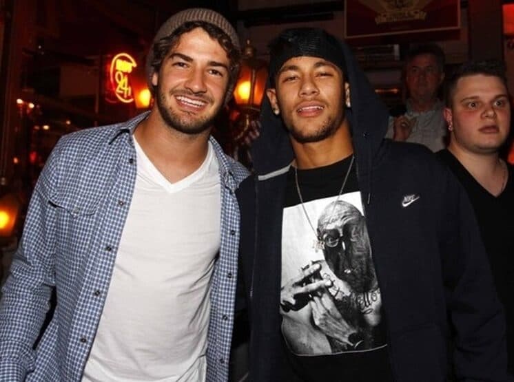 Neymar detona novo visual de Alexandre Pato: "Ridículo"