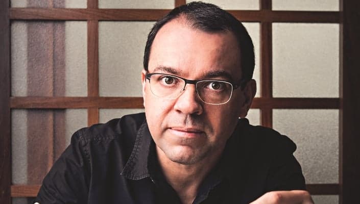Globo aprova sinopse de novela de Mário Teixeira para faixa das 19h
