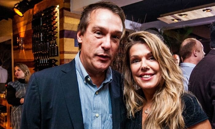 Esposa de Emílio Surita faz desabafo na web sobre fim do Pânico