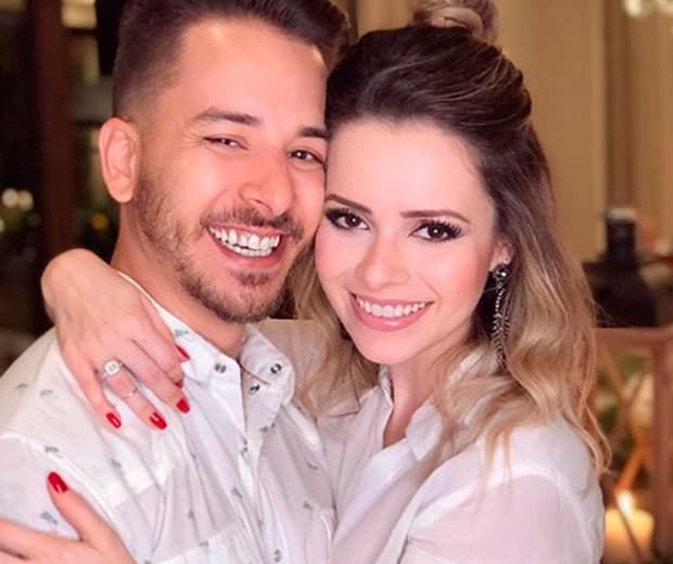 Volta de Sandy & Junior causa euforia do público e deixa apresentadora da Globo transtornada