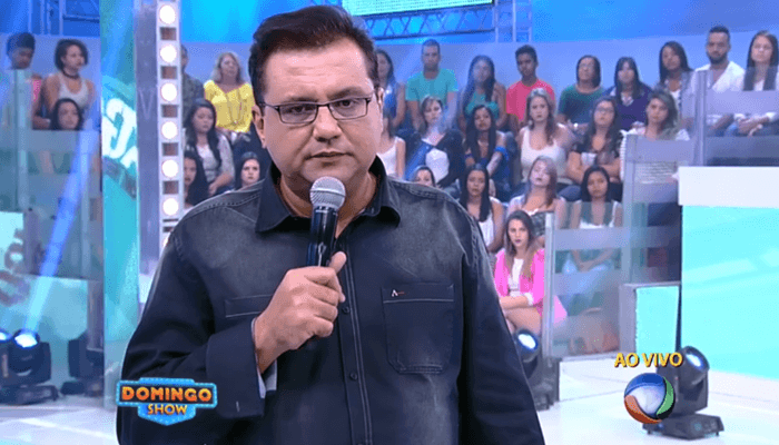 Geraldo Luís critica sucessos musicais