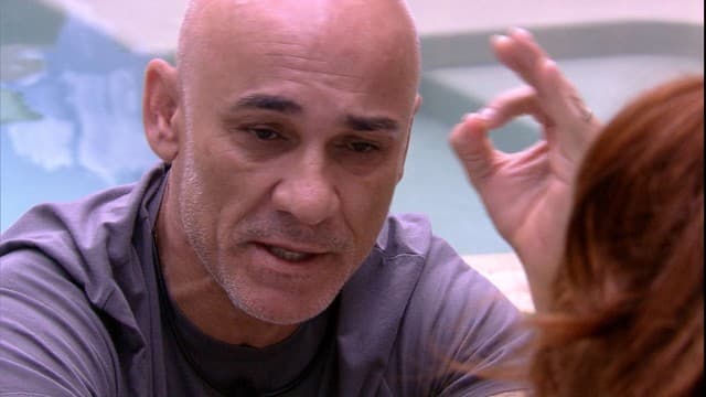 BBB18: Ayrton desabafa sobre assédio e preocupação com Ana Clara