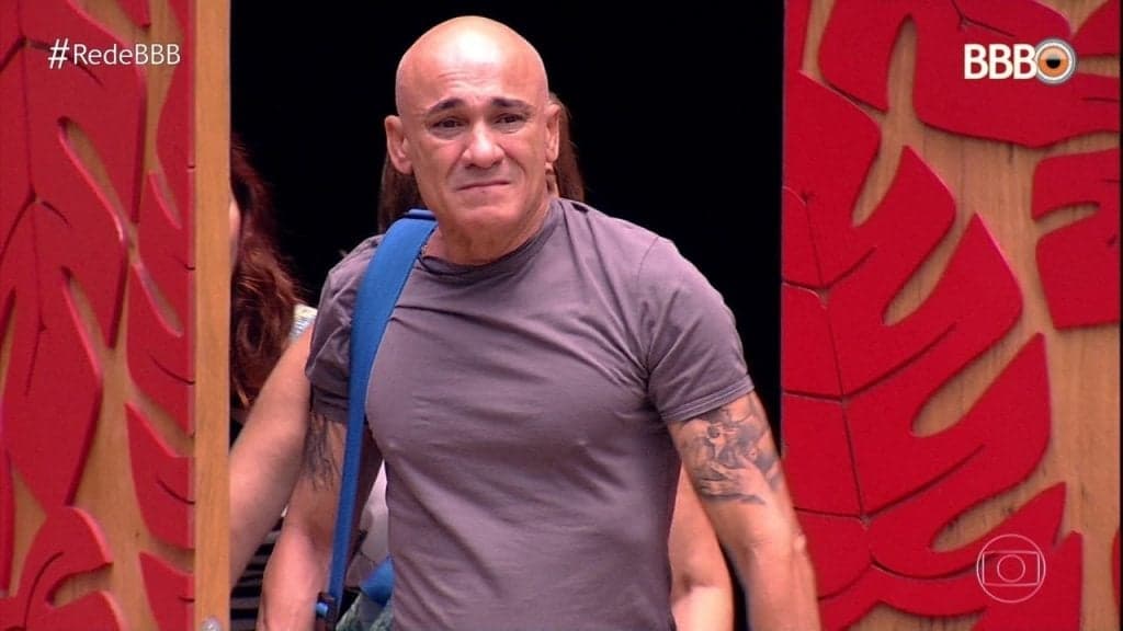 BBB18: Ayrton fez comentários maldosos sobre Marina Ruy Barbosa e revolta internet