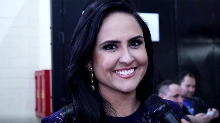Carla Cecato, da Record, surpreende ao mostrar antes e depois após perder 13kg