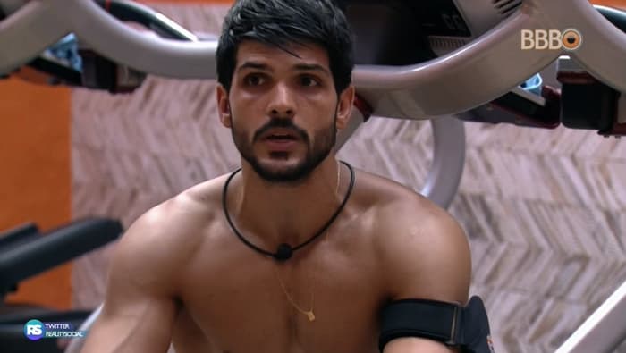 BBB18: Lucas detona atitude de Jaqueline após briga com Mahmoud