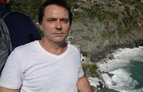 Ex-galã da Globo comenta abandono da carreira e infelicidade na profissão