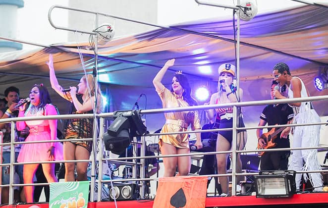 Após retorno, Rouge apresenta seu bloco de Carnaval