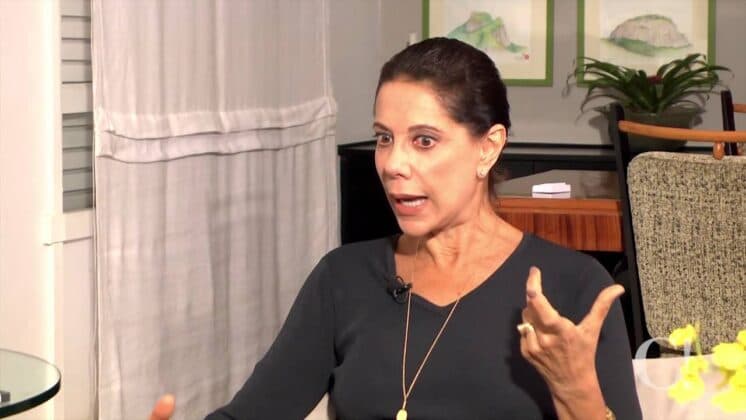 Atriz de Pega Pega, Angela Vieira diz que ficou aflita com reprise da novela Senhora do Destino