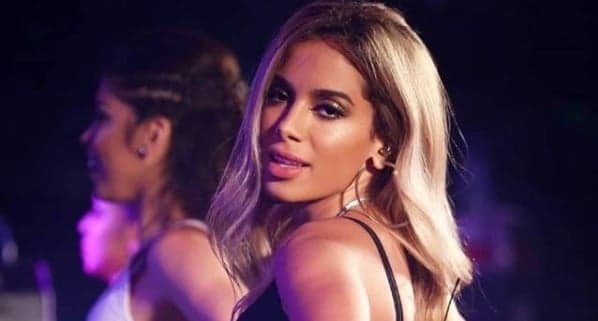 Anitta fala sobre possível mudança na carreira e projeto infantil