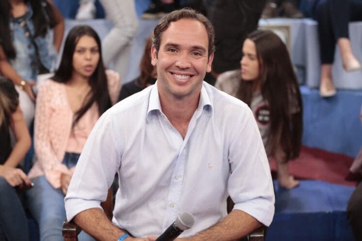 Sucesso na Globo, Caio Ribeiro revela promessa feita ao pai