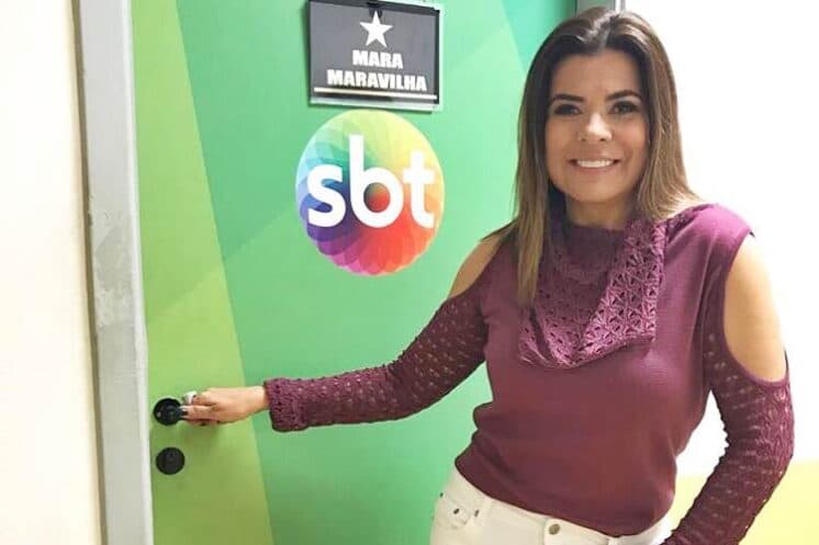 Ao vivo, Mara Maravilha dispara para Silvio Santos: "Me perdoa, patrão"