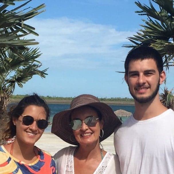 Fátima Bernardes posta foto no Ceará, mas filho acaba roubando a cena; confira