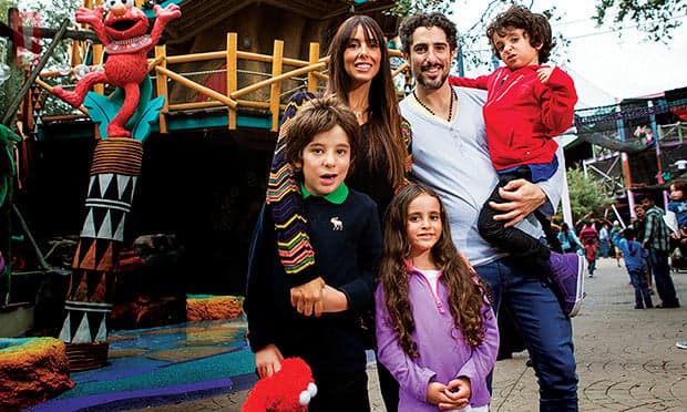Marcos Mion se manifesta sobre ausência de um dos filhos em viagem com a família