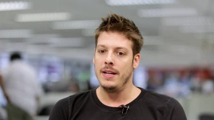 Fábio Porchat manda recado para a Globo na Rússia