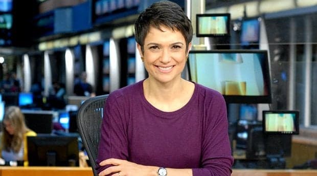 Sandra Annenberg recebe elogios do chefe: "Profissional de mão cheia"
