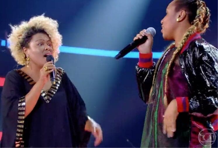 Filha de integrante do Fat Family, surpreende, canta no The Voice Kids e causa rebuliço na web: "Chocado"