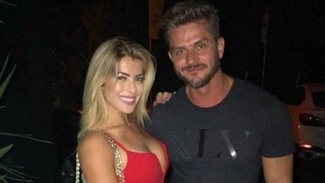 Participante do BBB18 posa com Marcos Harter, gera revolta e se explica