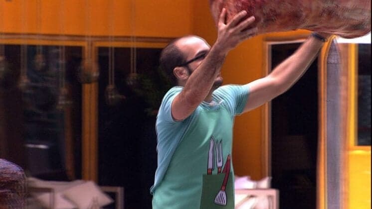 BBB18: Mahmoud vence Prova do Anjo Espetinho Combinado