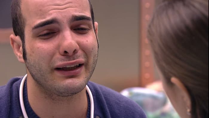 BBB18: Após Mahmoud chorar, Patrícia dispara: "Ele vai pedir pra sair"