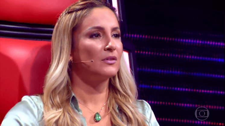 Claudia Leitte desabafa sobre dificuldades na vida e dispara: "Não dou conta"