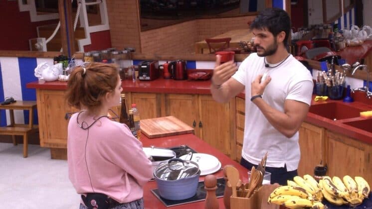 "Você magoa as pessoas", dispara Ana Clara para Lucas após ser colocada no paredão